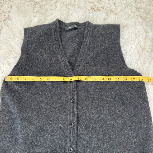 Back At One Women’s Gray Knit Dress Size: Small Medium - Picture 4 of 6